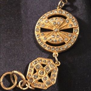 Strolling the street à Paris & picked this up.....